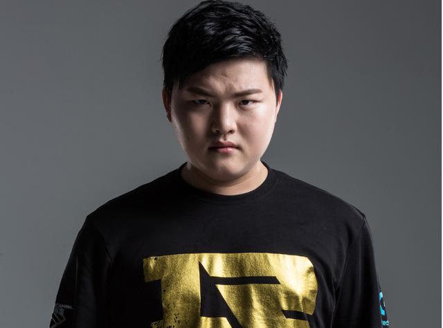 无缘TI12后，秘密官宣三号位FBZ离队