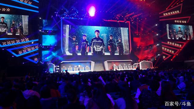 RNG教练：我今天暴怒，对选手发了很大的火